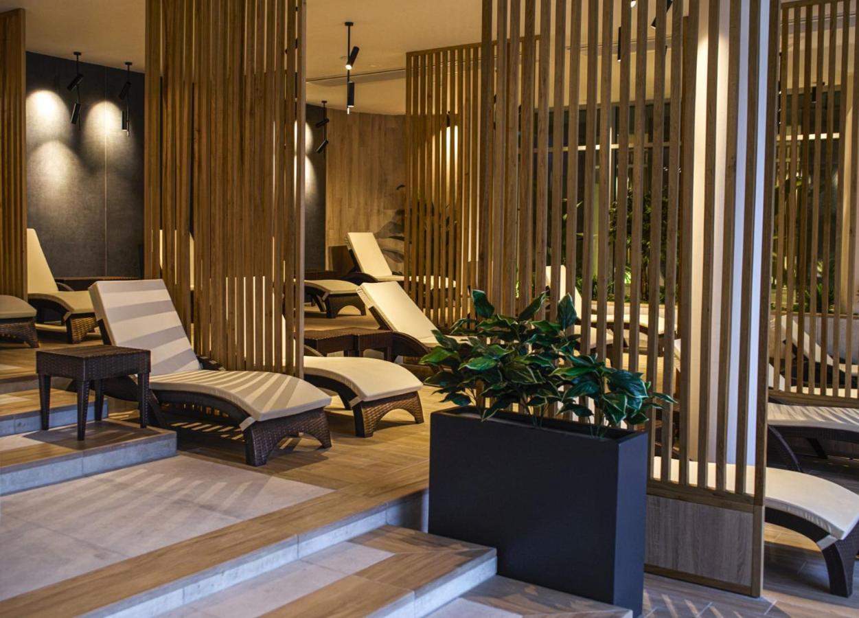 Amazonia Apartments Тимишоара Экстерьер фото